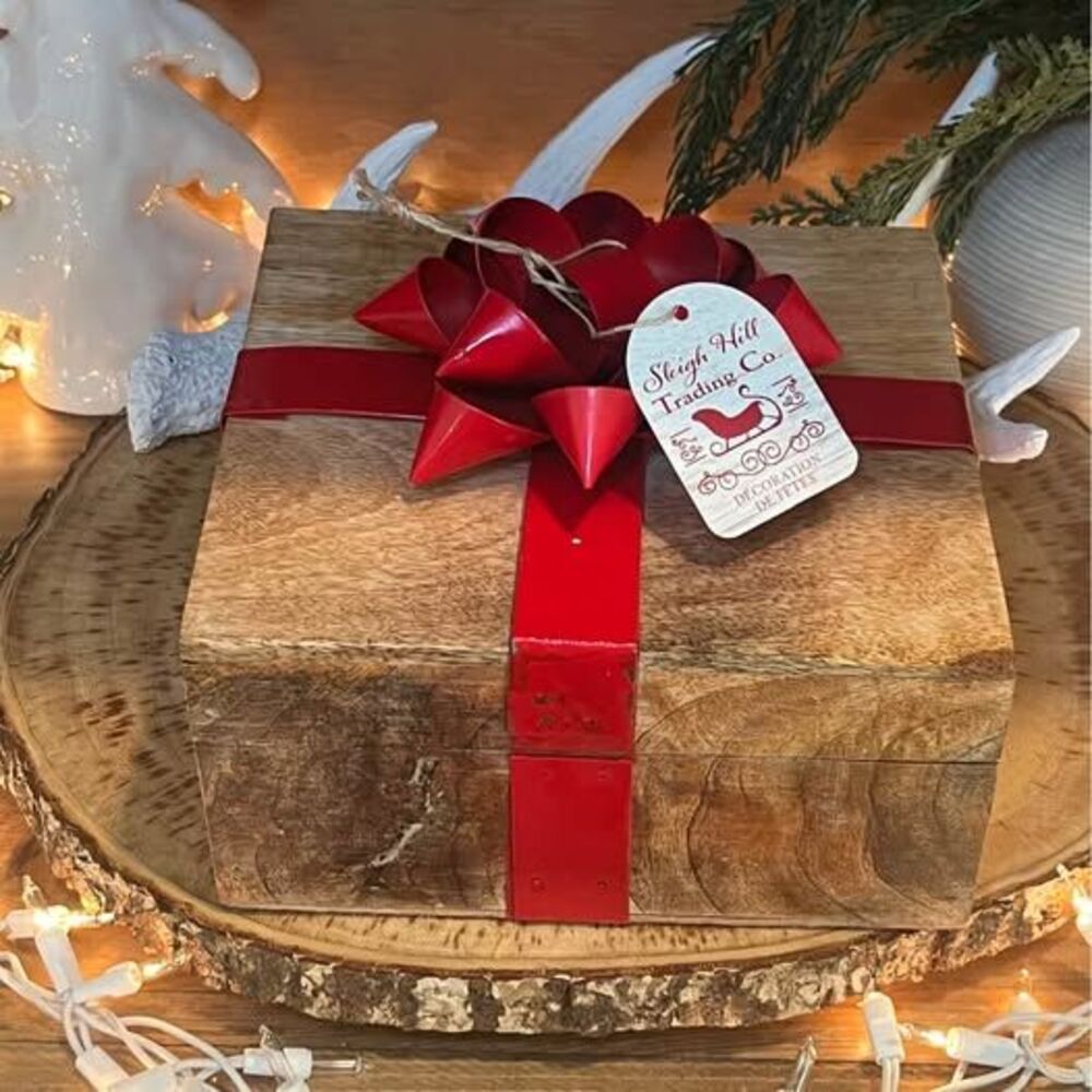 Vintage Wood Gift Box with Red Metal Bow – Decorative Present Box